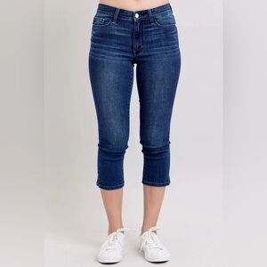 Judy Blue Skinny Fit Capri Jeans